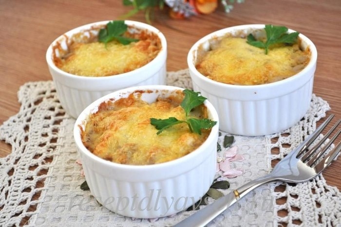 Жульен с курицей и грибами