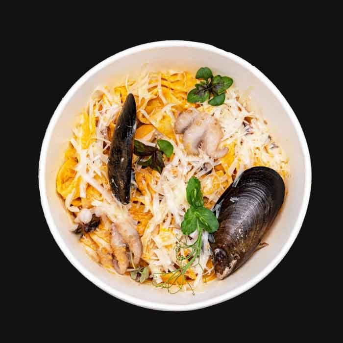 Феттучини с морепродуктами